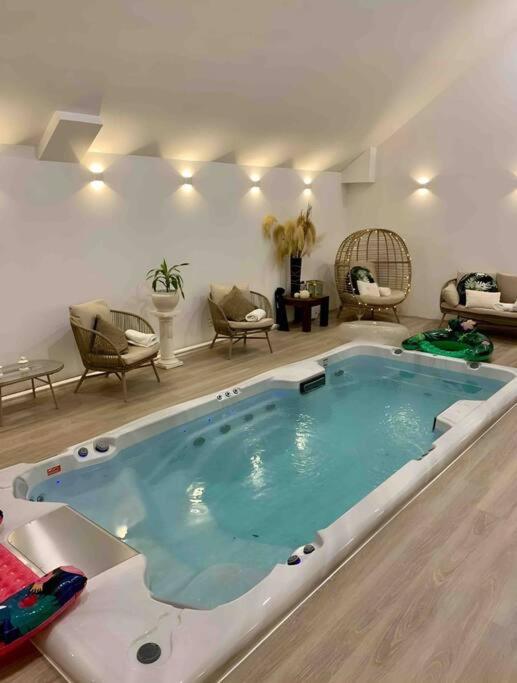 Island Seaview With Swim & Sauna Rothesay